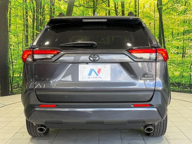 TOYOTA RAV4 4WD 2021