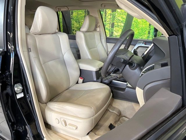 TOYOTA LANDCRUISER PRADO 2023