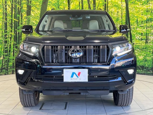TOYOTA LANDCRUISER PRADO 2023