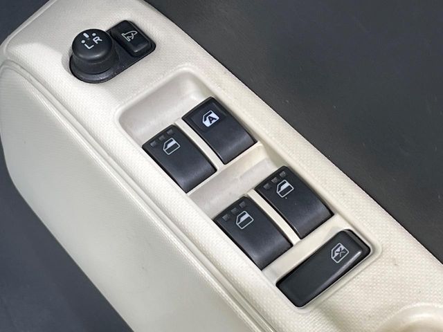 DAIHATSU MIRA Cocoa 2013