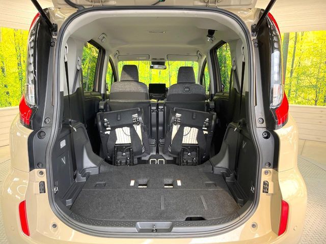 TOYOTA SIENTA HYBRID 2025