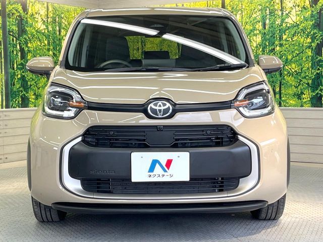 TOYOTA SIENTA HYBRID 2025