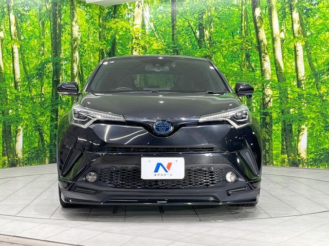 TOYOTA C-HR 2017