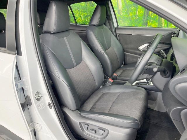 TOYOTA YARIS CROSS HYBRID 2023