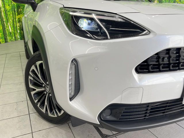 TOYOTA YARIS CROSS HYBRID 2023