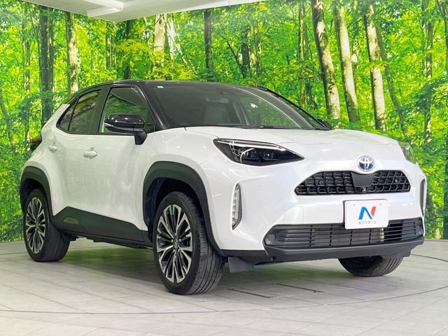 TOYOTA YARIS CROSS HYBRID 2023