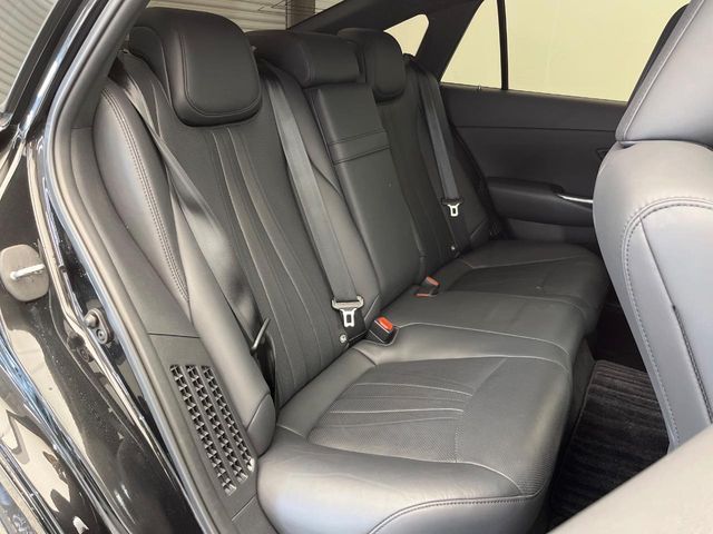 TOYOTA CROWN sedan hybrid 2021