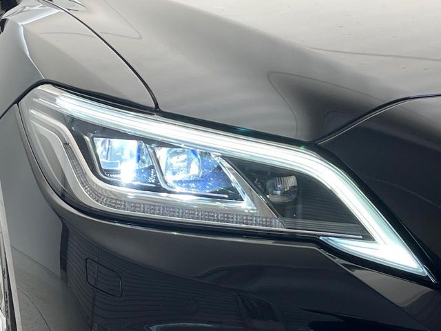 TOYOTA CROWN sedan hybrid 2021