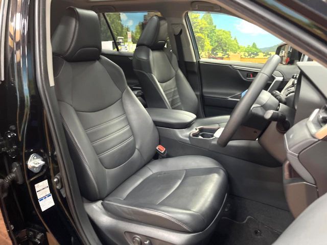 TOYOTA RAV4 4WD 2021