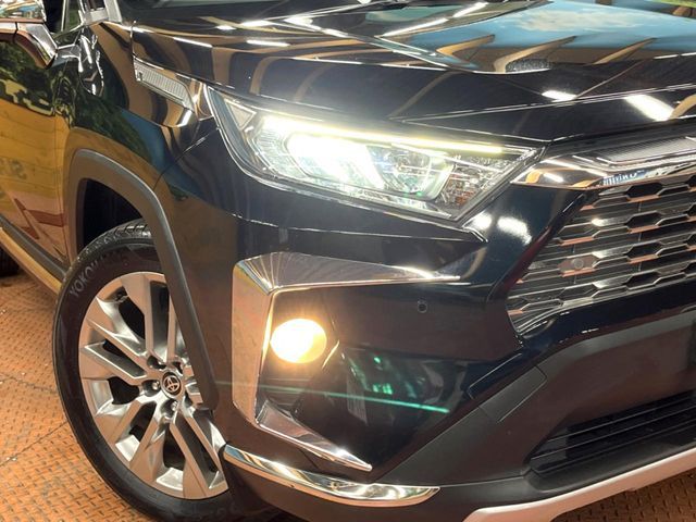 TOYOTA RAV4 4WD 2021