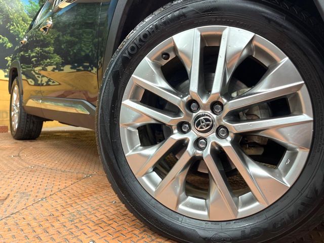 TOYOTA RAV4 4WD 2021