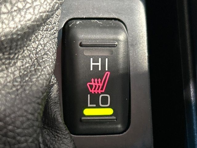 MITSUBISHI DELICA D:5 4WD 2023