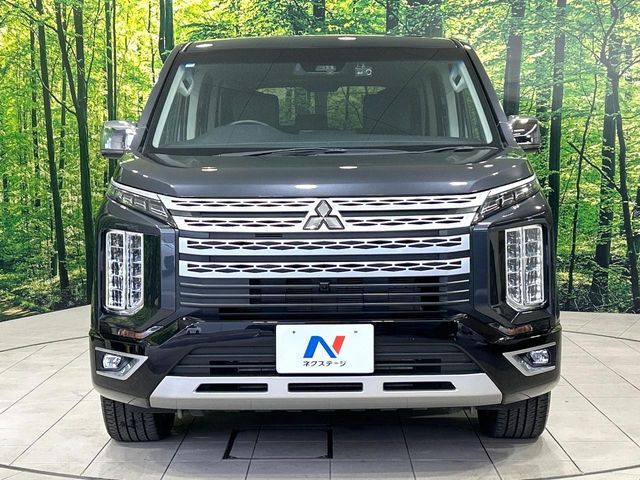 MITSUBISHI DELICA D:5 4WD 2023