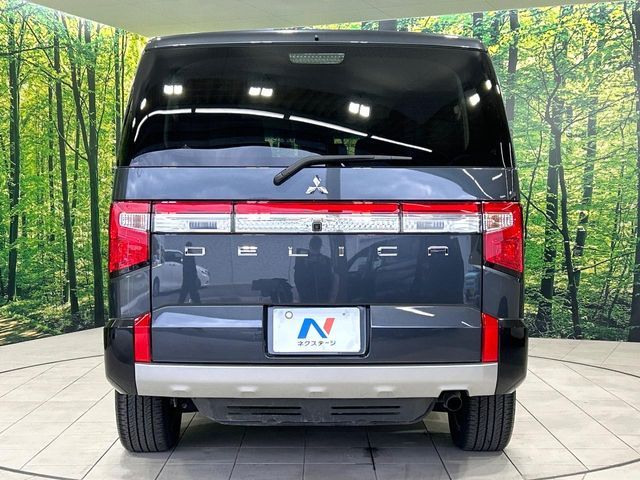 MITSUBISHI DELICA D:5 4WD 2023