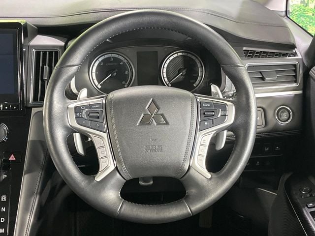 MITSUBISHI DELICA D:5 4WD 2023