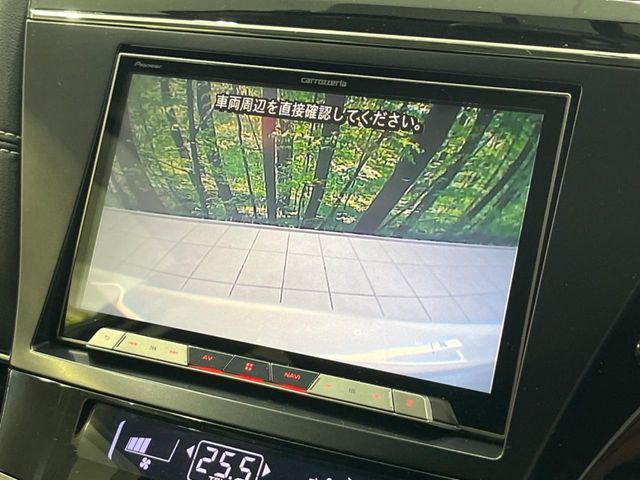 TOYOTA PRIUS Alpha 2017