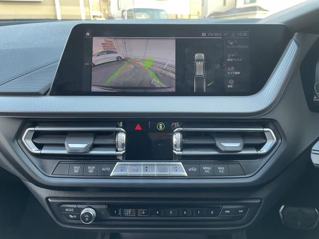 BMW BMW 1series 2021