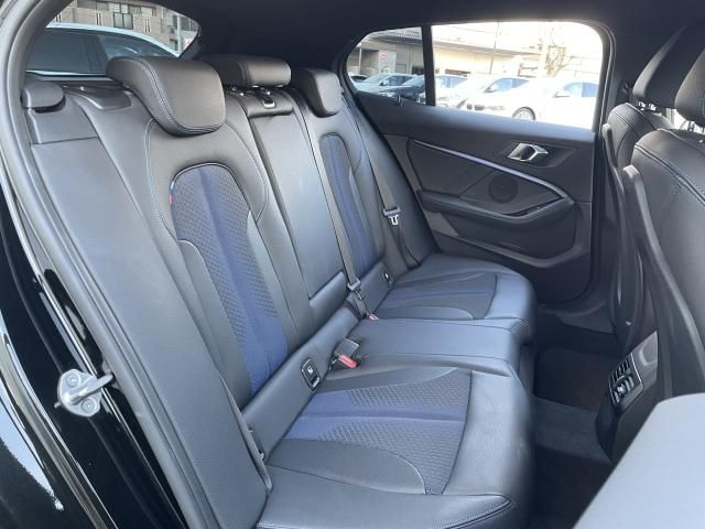 BMW BMW 1series 2021