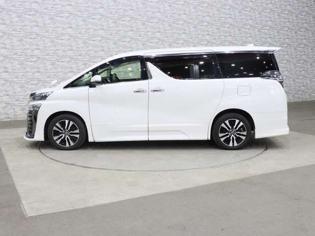 TOYOTA VELLFIRE 4WD 2018