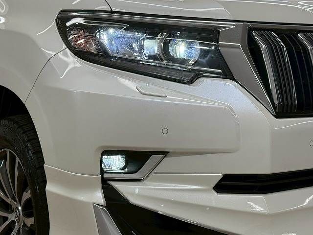 TOYOTA LANDCRUISER PRADO 2018