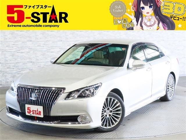 TOYOTA CROWN MAJESTA HYBRID 2014