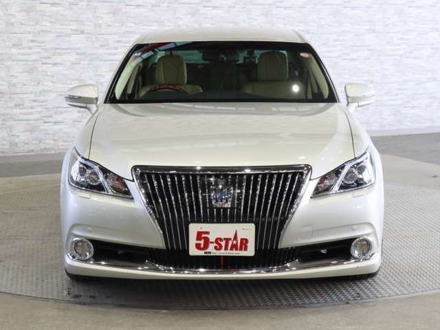 TOYOTA CROWN MAJESTA HYBRID 2014