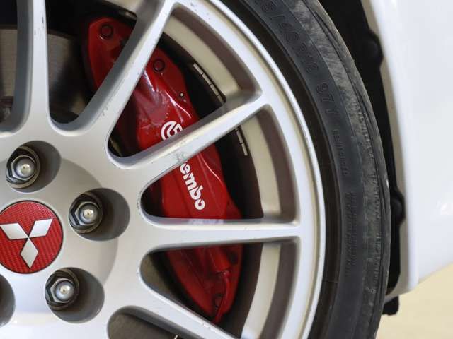 MITSUBISHI LANCER  4WD 2011