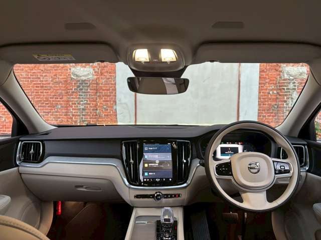 VOLVO VOLVO V60 2025