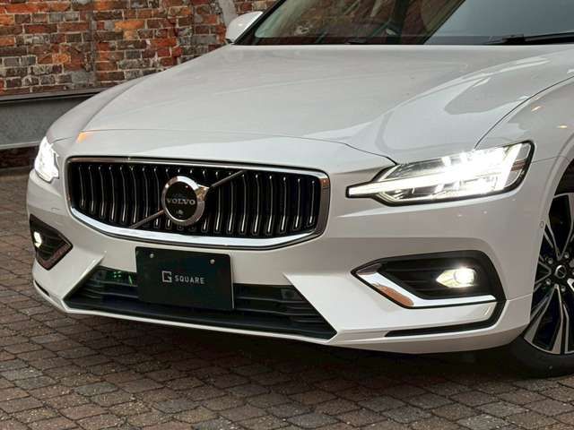 VOLVO VOLVO V60 2025
