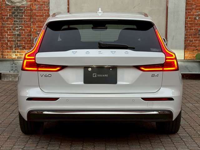 VOLVO VOLVO V60 2025