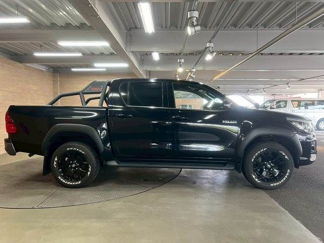 TOYOTA HILUX 4WD 2019