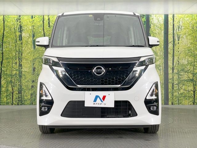 NISSAN ROOX 2020