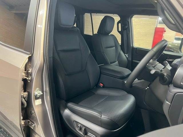 TOYOTA LANDCRUISER 250 2024