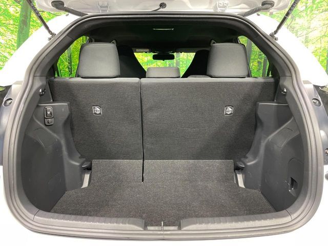 TOYOTA YARIS HYBRID 2022