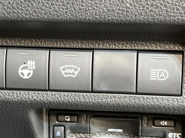 TOYOTA RAV4 4WD 2025