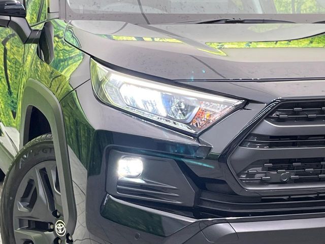 TOYOTA RAV4 4WD 2025