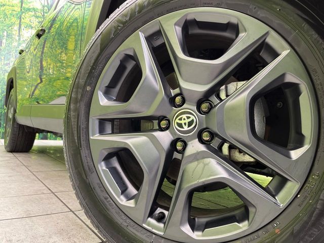 TOYOTA RAV4 4WD 2025