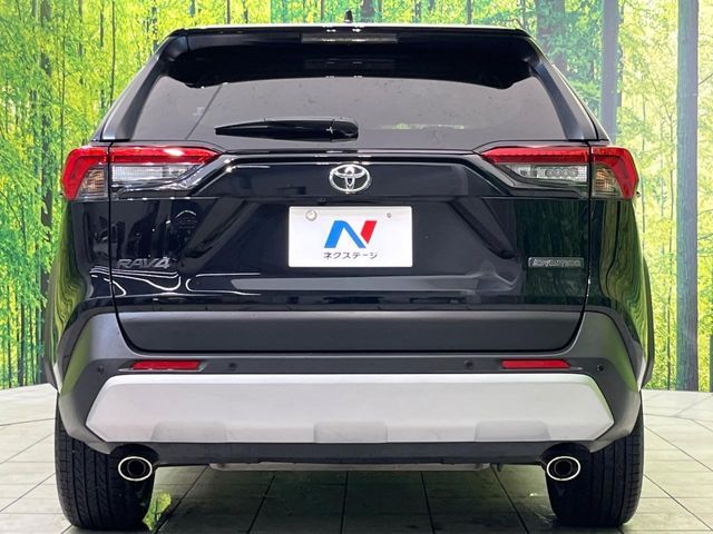 TOYOTA RAV4 4WD 2025