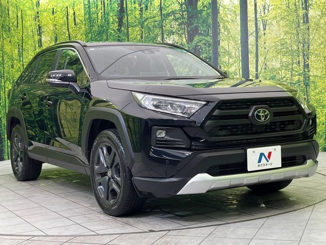 TOYOTA RAV4 4WD 2025