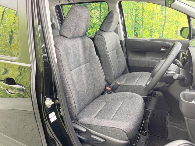 TOYOTA SIENTA HYBRID 2025