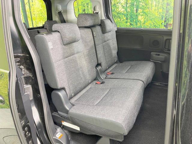 TOYOTA SIENTA HYBRID 2025