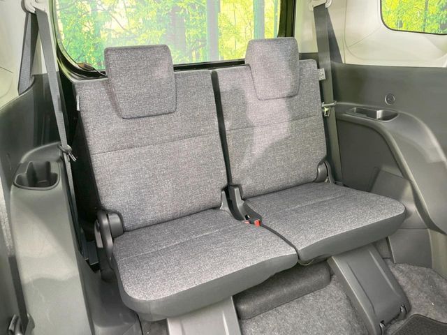 TOYOTA SIENTA HYBRID 2025