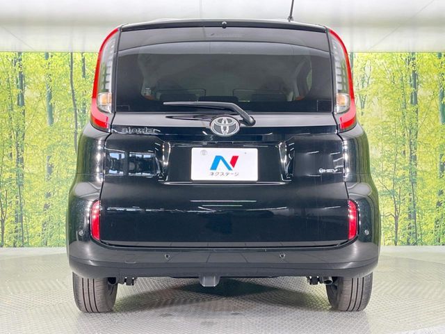 TOYOTA SIENTA HYBRID 2025