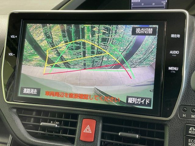 TOYOTA VOXY HYBRID 2017