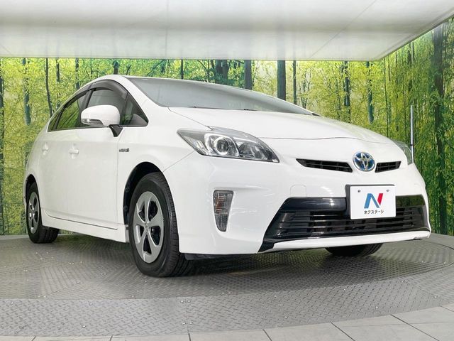 TOYOTA PRIUS 2015
