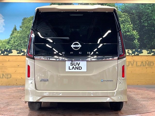 NISSAN SERENA  WG 2023