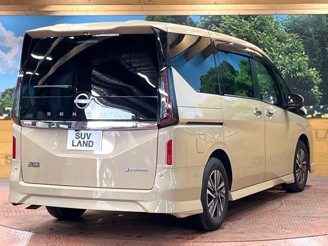 NISSAN SERENA  WG 2023