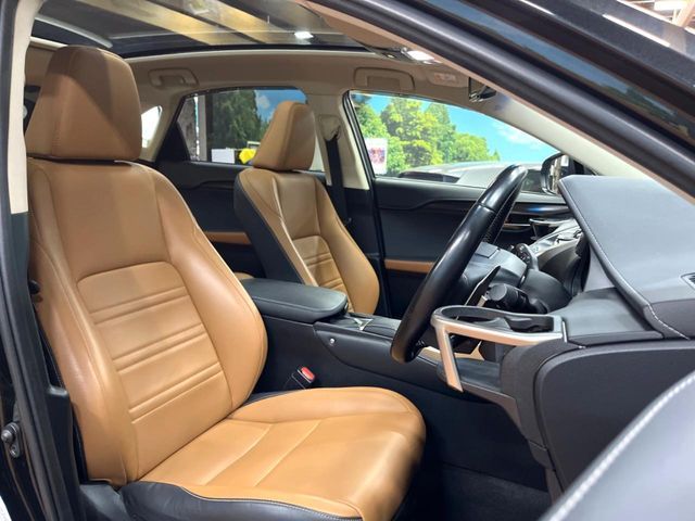 TOYOTA LEXUS NX300h 2017