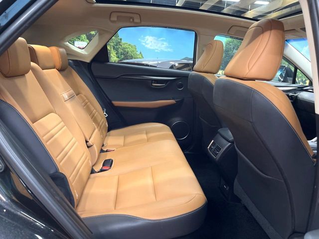 TOYOTA LEXUS NX300h 2017