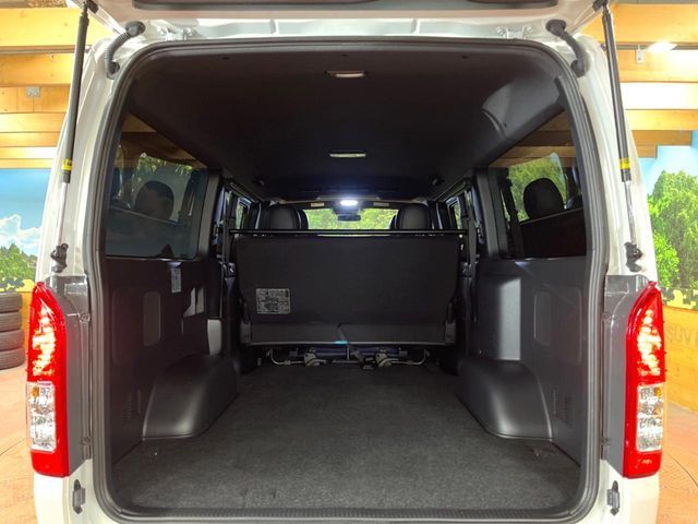 TOYOTA HIACE van 2WD 2023